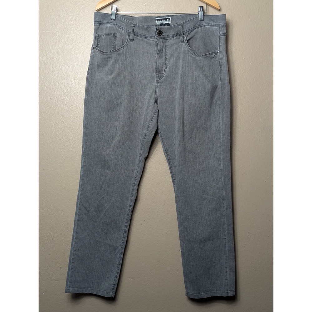 TravisMathew Legacy Featherweight Jeans Mens 38x28 Gray Stretch Golf Denim Pants